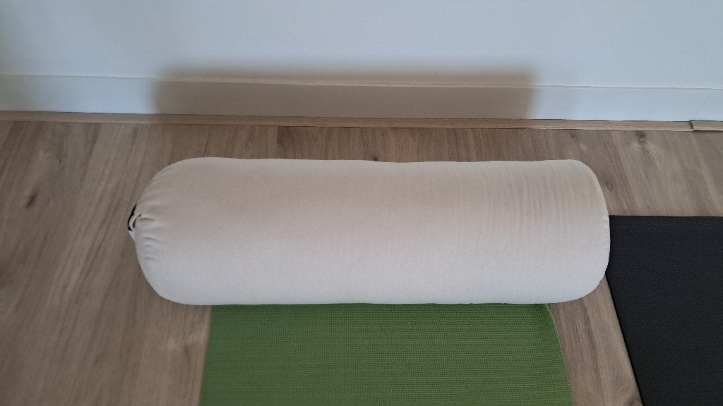10 Foamblokken en Ronde Beige Bolster (Yoga/Pilates), Ophalen, Zo goed als nieuw, Yoga-accessoire