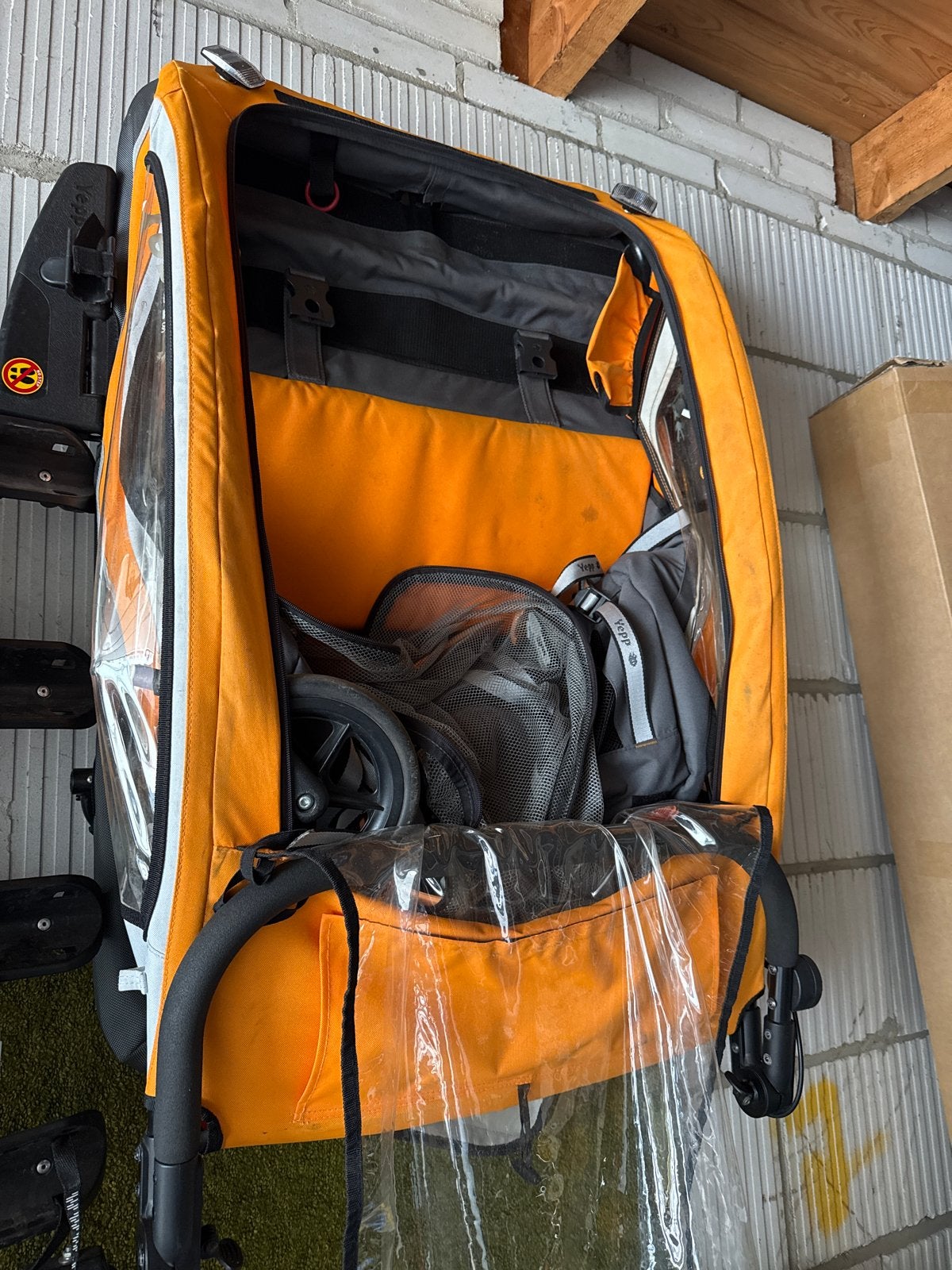 Yepp Fietskar 2-persoons met babyzitje, Ophalen, Gebruikt, Kinderkar, 40 tot 60 kg