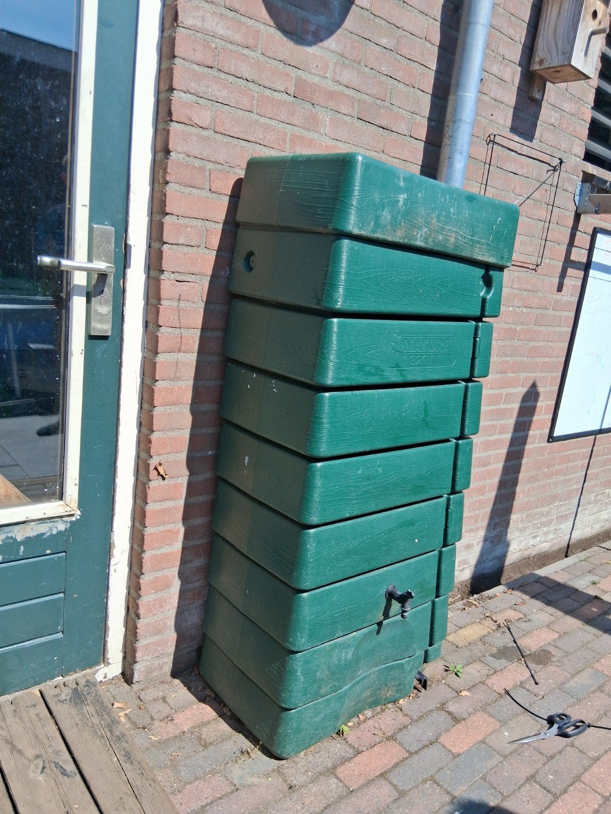 Regenton Nature 320L groen met kraantje, Kunststof, Gebruikt, Met kraantje, 150 liter of meer