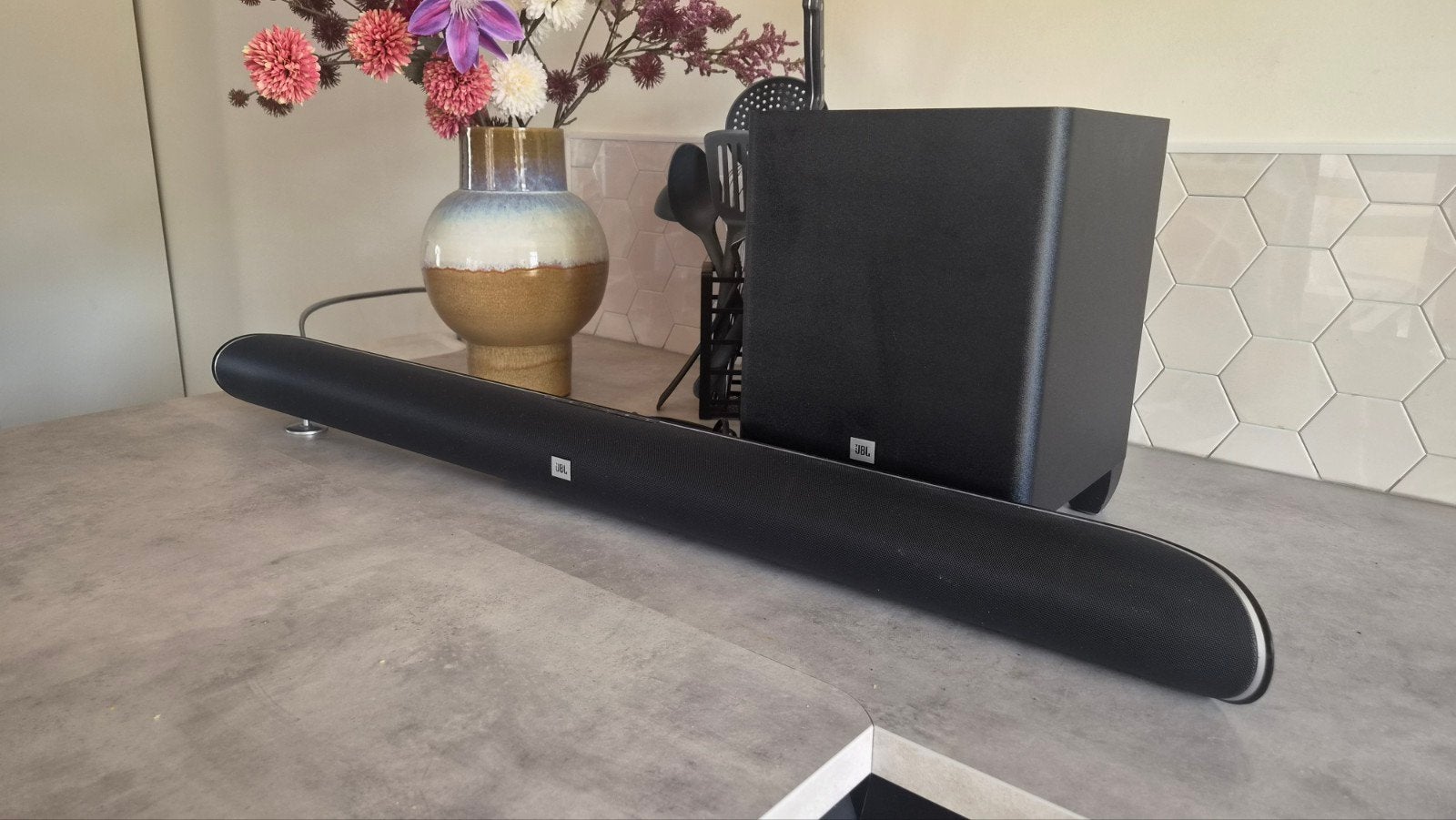 JBL Cinema SB350 Soundbar met draadloze subwoofer, Audio, Tv en Foto, Home Cinema-sets, Soundbar, 70 watt of meer, Ophalen of Verzenden