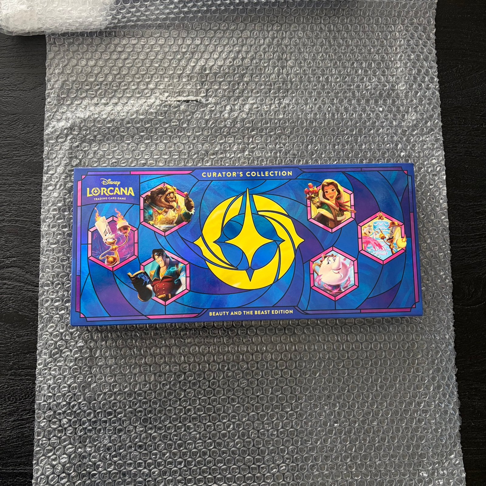 Disney Lorcana Promo D23 collection 2026, Ophalen of Verzenden, Nieuw, Boosterbox, Foil