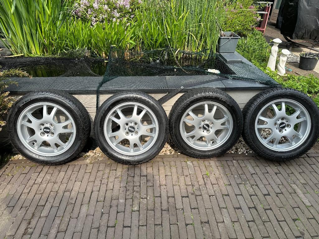 MINI R56 16" Wielen met Winterbanden, Ophalen, Gebruikt, 16 inch, Banden en Velgen