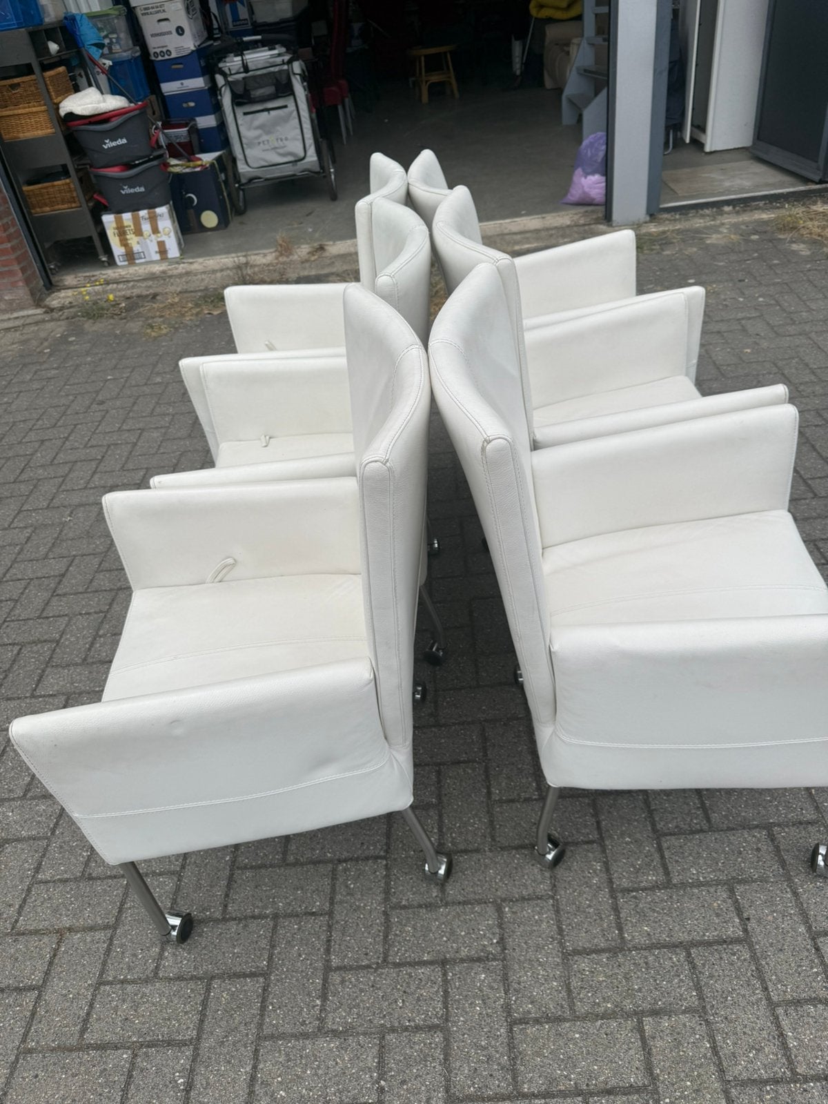 6 creme witte stoelen op wieltjes, Huis en Inrichting, Ophalen, Gebruikt, Wit, Leer