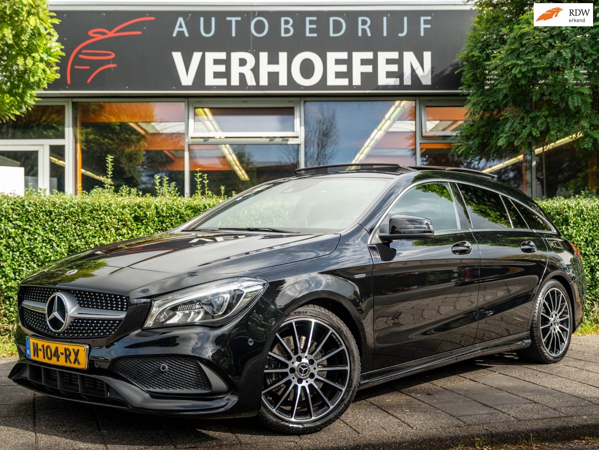 Mercedes-Benz CLA 220 4MATIC 220 | AUTOMAAT | PANORAMADAK |, Auto's, Automaat, 15 km/l, Gebruikt, 4 cilinders