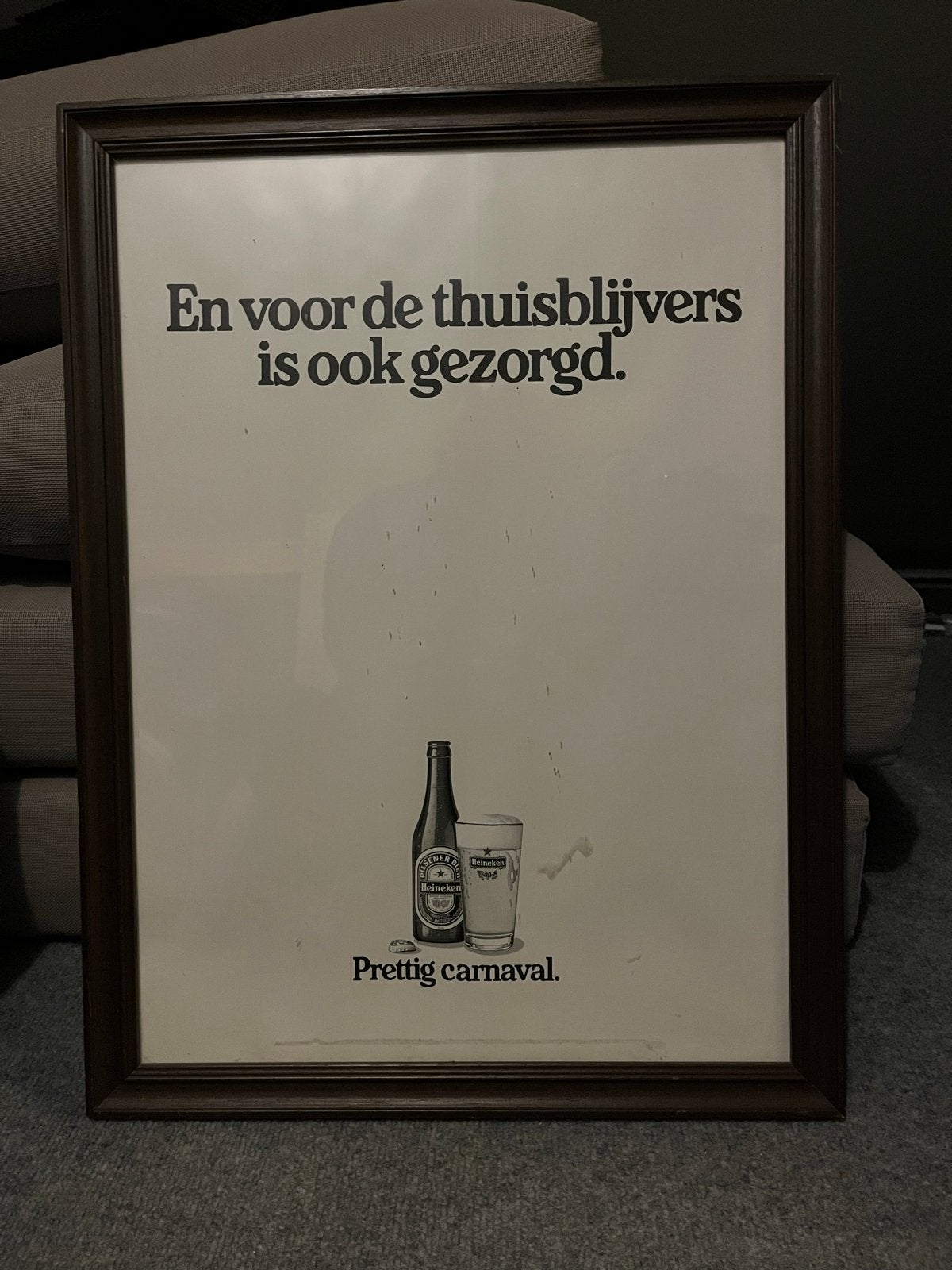 Vintage Heineken Reclame Poster - Pretig Carnaval, Verzamelen, Biermerken, Gebruikt, Reclamebord, Plaat of Schild, Heineken, Ophalen of Verzenden