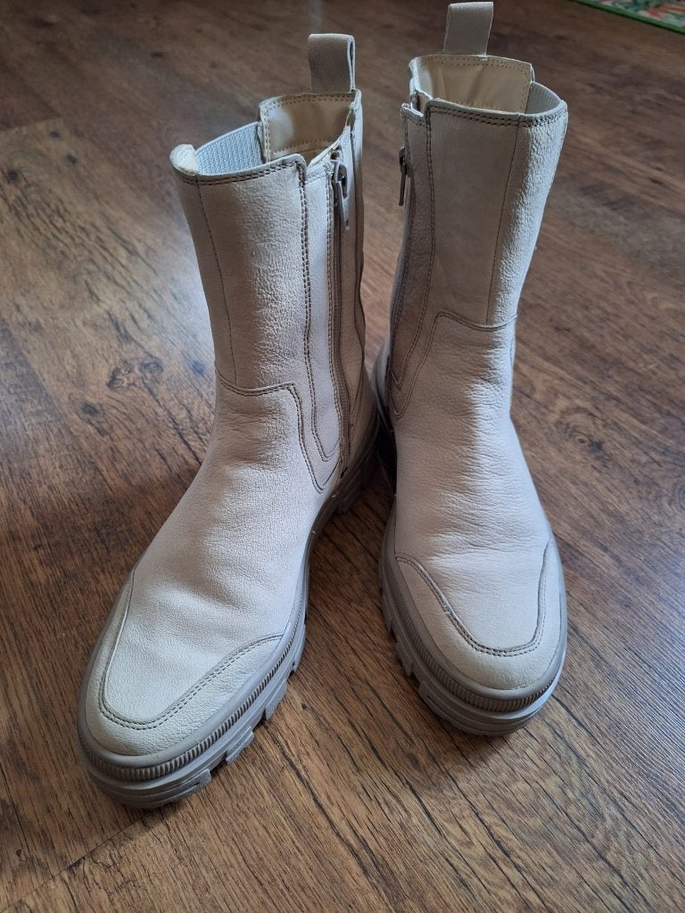 Stoere beige leren laarzen van Harper, maat 40, Beige, Lage of Enkellaarzen, Ophalen of Verzenden, Zo goed als nieuw