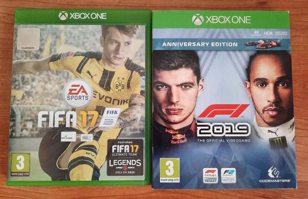 F1 2018, F1 2019 en FiFa 17 voor de Xbox one, Ophalen, 1 speler, Racen en Vliegen, Zo goed als nieuw