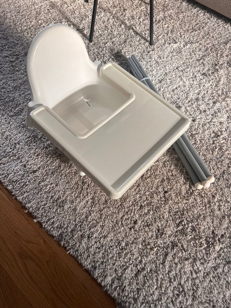 IKEA Antilop kinderstoel+kussentje/ verkleiner. Nog netjes!, Ophalen, Zo goed als nieuw, Overige typen, Afneembaar eetblad