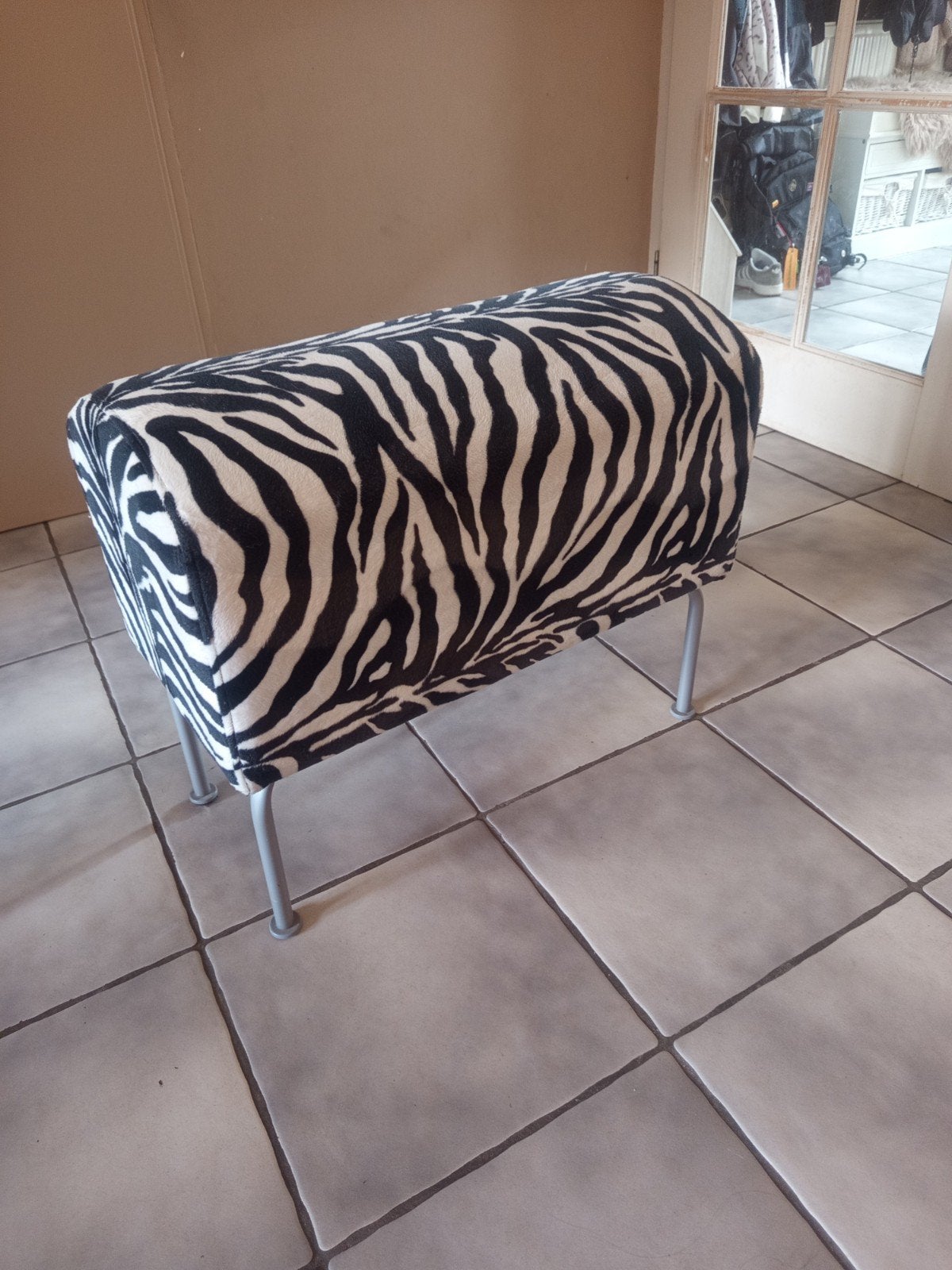 Zebra bankje, Ophalen, Gebruikt, 50 tot 75 cm, Stof