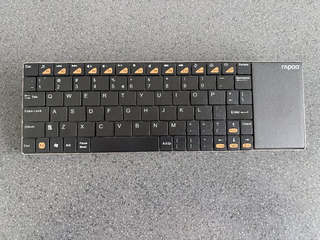 Rapoo Wireless Multi-media Touchpad Keyboard E2700, Draadloze ontvanger, Ophalen of Verzenden, Zo goed als nieuw, Draadloos