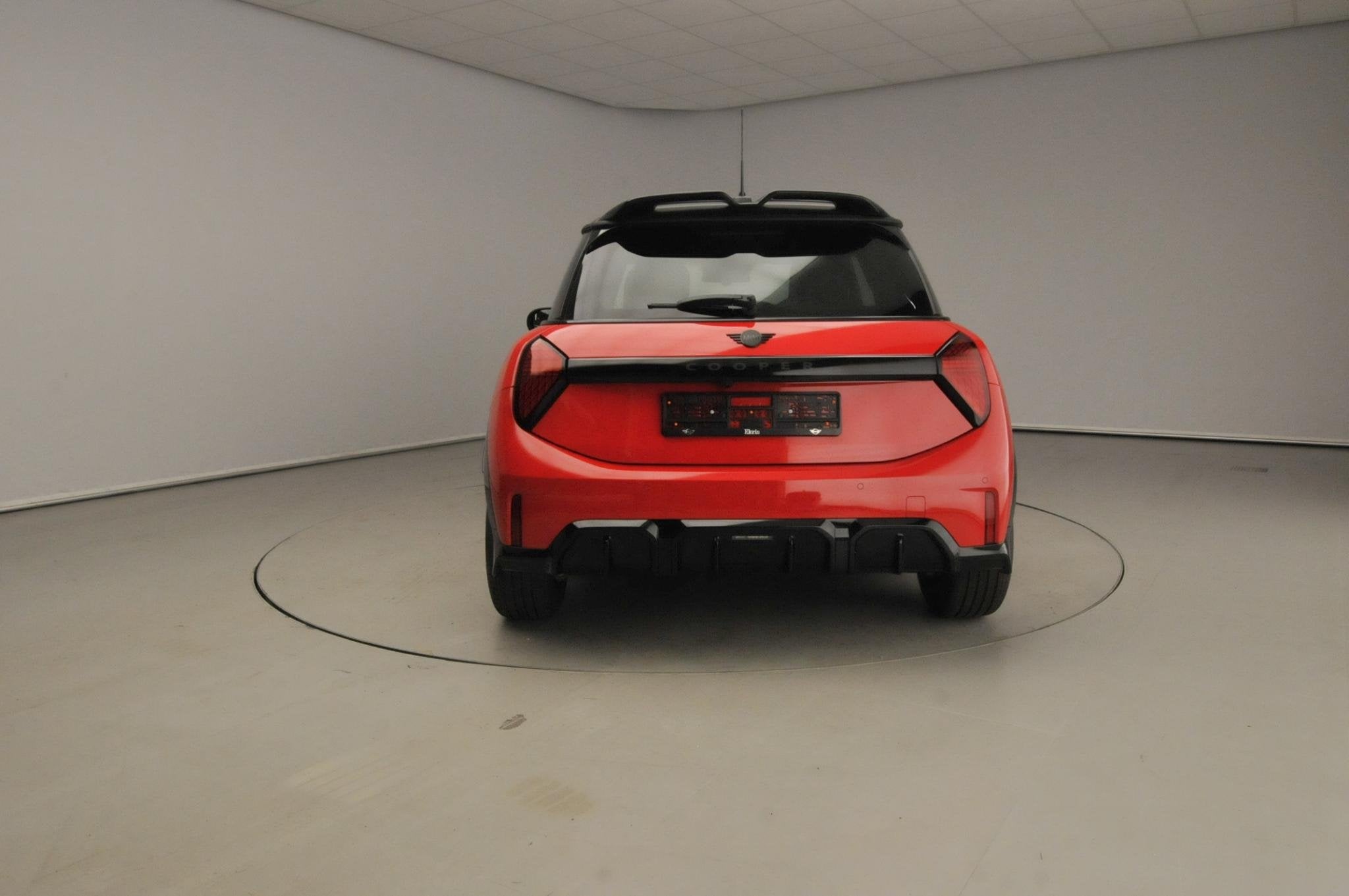 MINI Cooper C | John Cooper Works Uitvoering + Pakket M, Cabriolet, 4 stoelen, Bedrijf, Nieuw