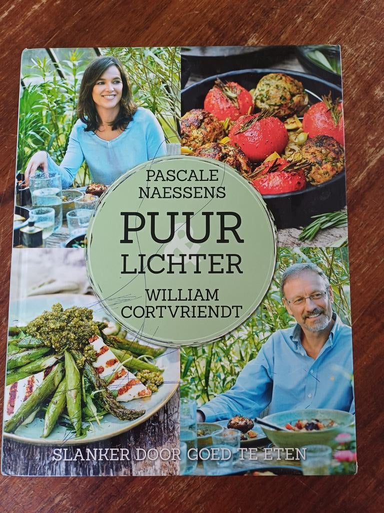Puur Lichter - Pascale Naessens & William Cortvriendt, Ophalen of Verzenden, Overige gebieden, Hoofdgerechten, Zo goed als nieuw