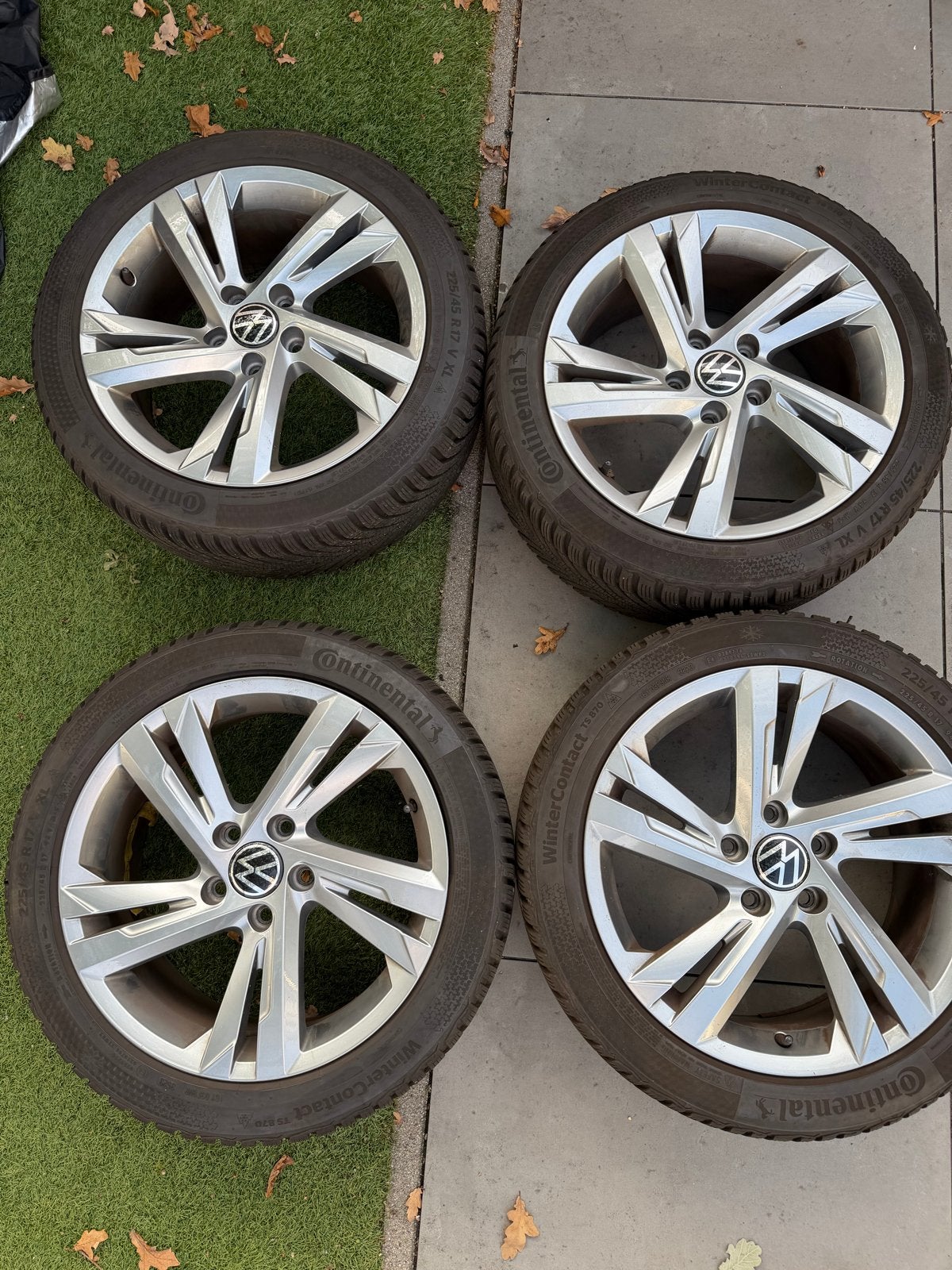 Orginele Volkswagen valencia velgen met winterbanden, Ophalen, Gebruikt, Banden en Velgen, 17 inch