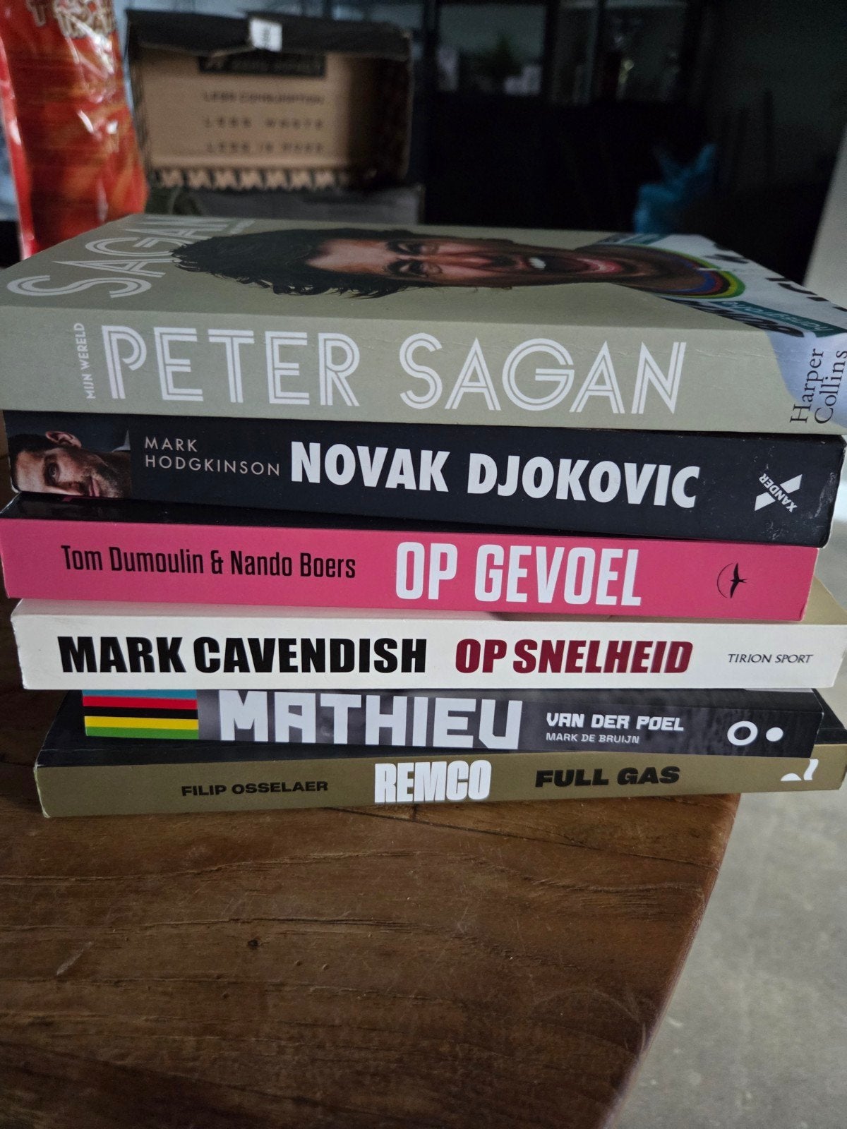 Sportbiografieën Djoko, Sagan, Dumoulin, Ca, Boeken, Ophalen of Verzenden, Zo goed als nieuw, Nando Boers, Lopen en Fietsen
