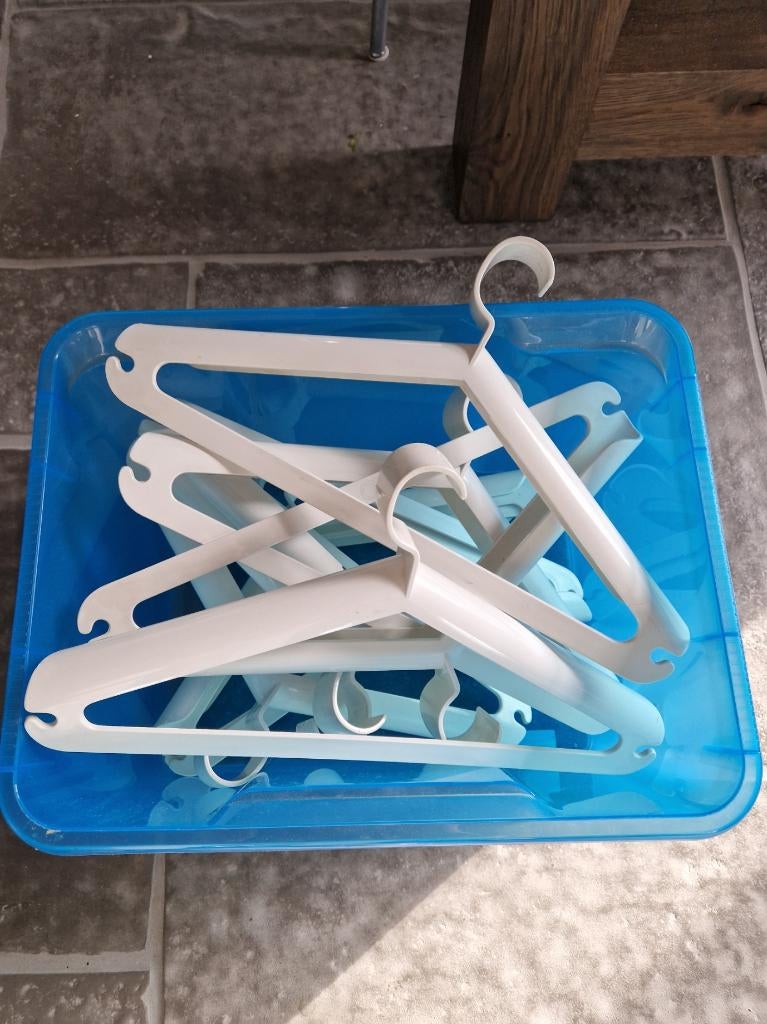 klerenhangers, Ophalen, Zo goed als nieuw
