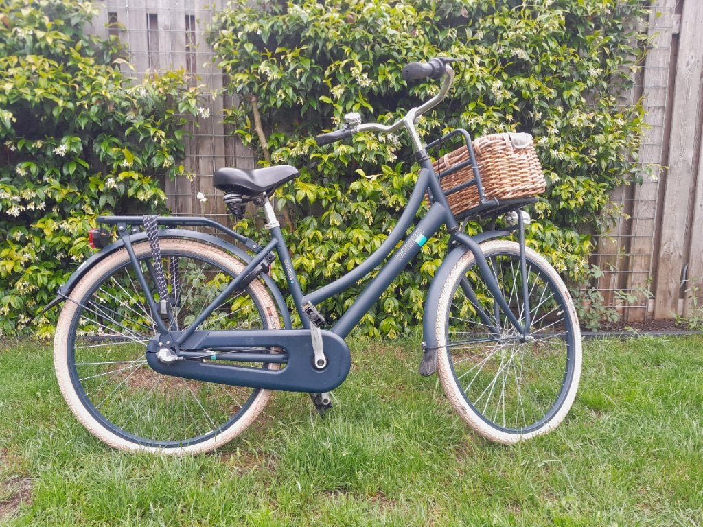 Batavus meisjesfiets met mand, Terugtraprem, Gebruikt, Versnellingen, Batavus