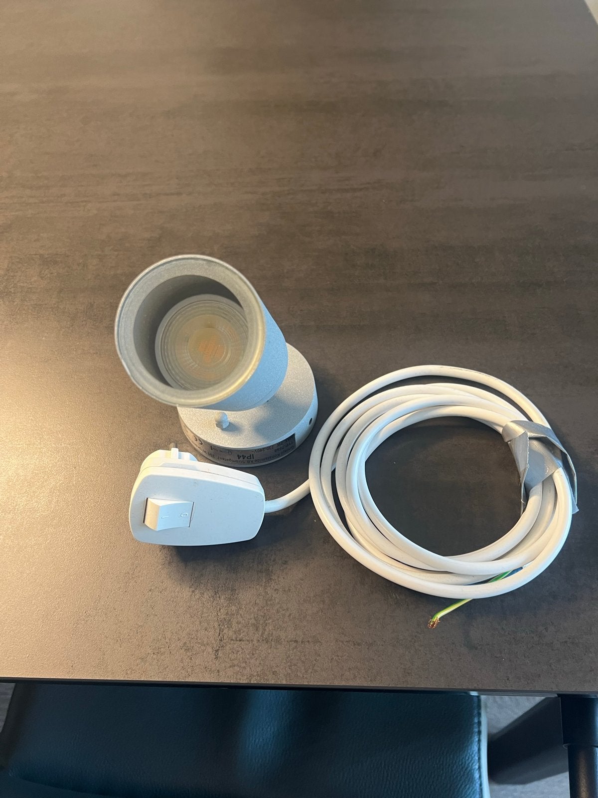 Buitenlamp met verstelbare kop, lichtgrijs, spatwaterdicht, Overige materialen, Gebruikt, Minder dan 50 watt, Wandlamp