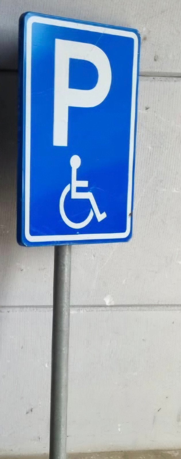 Verkeersbord parkeerplaats voor invaliden, Ophalen, Gebruikt