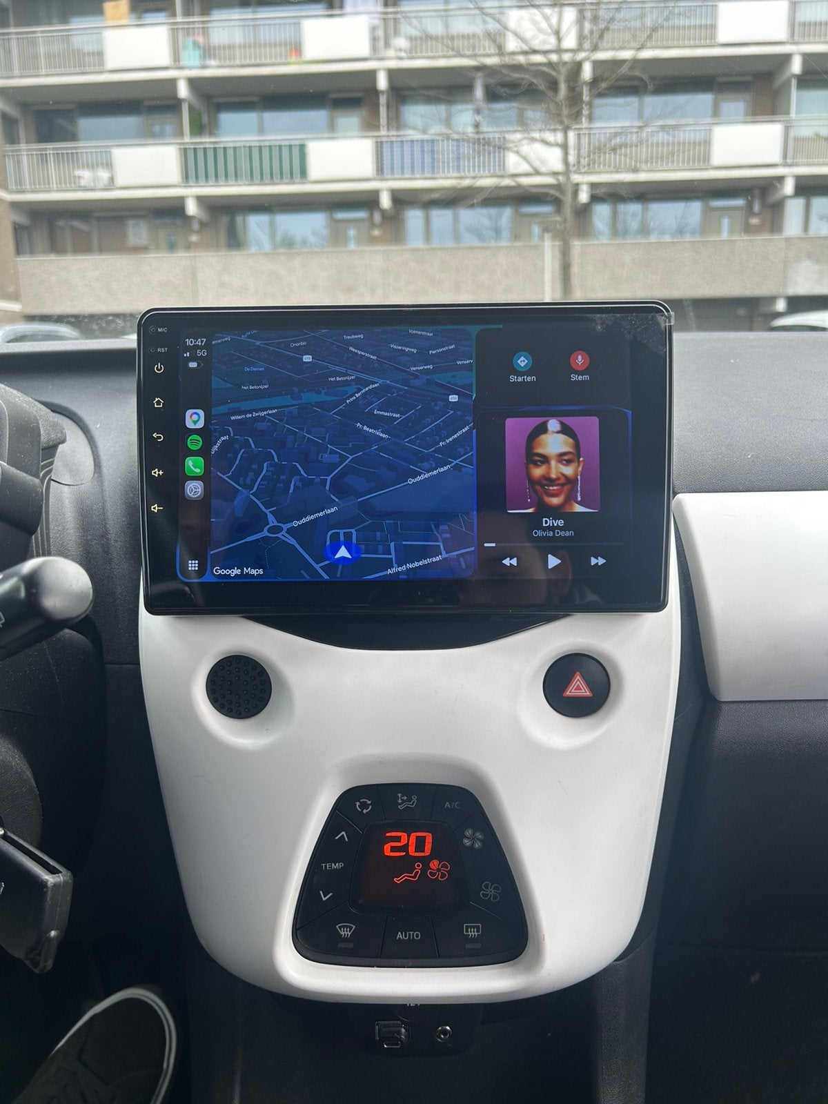 CarPlay |  Autoradio | Toyota aygo, Peugeot 108 & Citroen C1, Auto diversen, Ophalen of Verzenden, Nieuw
