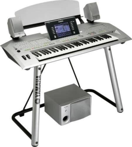 TYROS 2 XXL+HD+speakerset+standaard+pedaal+bank+DVD+ned-boek, Muziek en Instrumenten, Keyboards, Ophalen, Yamaha, Midi-aansluiting
