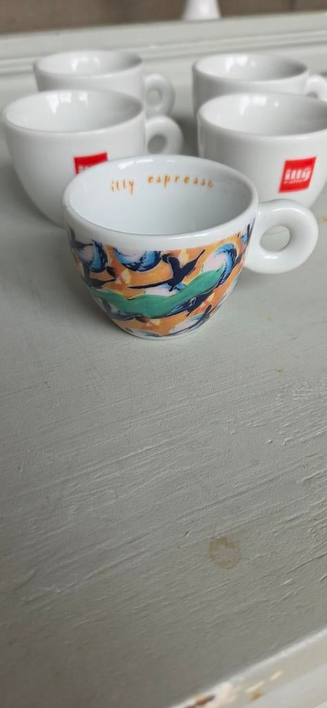 Illy espresso kopjes, Huis en Inrichting, Keuken | Servies, Ophalen of Verzenden, Zo goed als nieuw, Overige stijlen, Kop(pen) en/of Schotel(s)