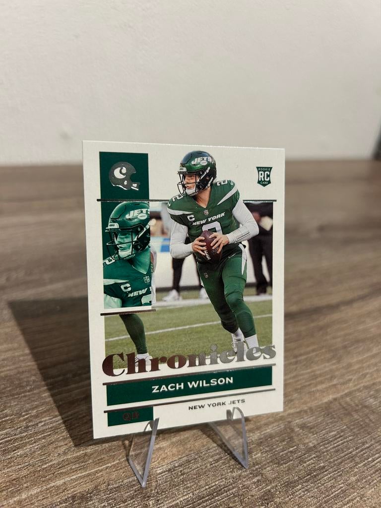 Zach Wilson 2021 Panini Chronicles Football 86 New York Jets, Ophalen of Verzenden, Zo goed als nieuw, Buitenlandse clubs, Poster, Plaatje of Sticker