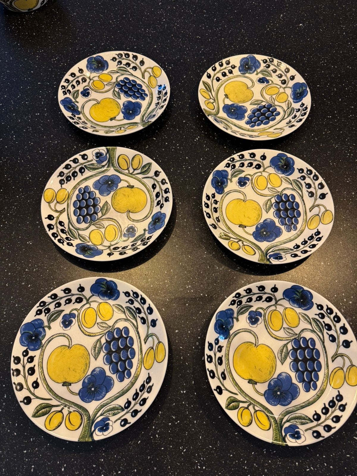 Arabia Finland Paratiisi ontbijtborden (set van 6) Ø 21 cm, Arabia, Keramiek, Ophalen of Verzenden, Zo goed als nieuw