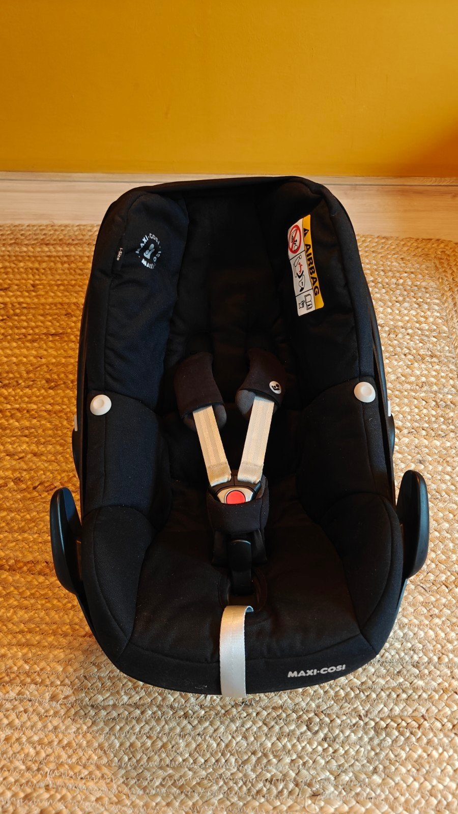 Maxi-Cosi Pebble Pro Essential Black i-Size + extra's, Kinderen en Baby's, Ophalen, Autogordel of Isofix, Zijbescherming, Zo goed als nieuw