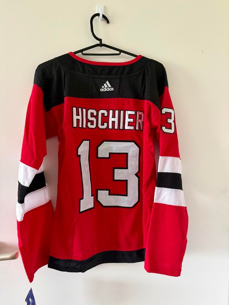 NHL New Jersey Devils Hischier #13 Shirt Maat S, Sport en Fitness, Ophalen of Verzenden, Nieuw, Kleding