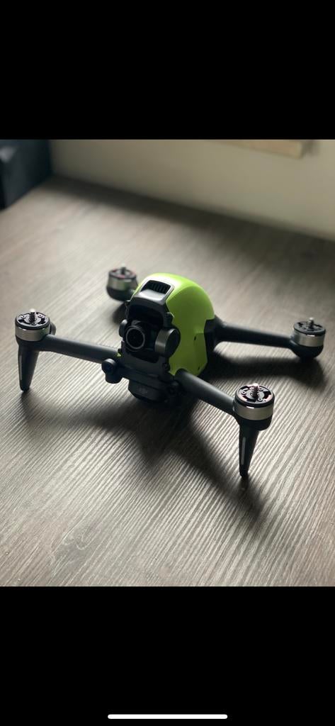 DJI Drone met FPV Goggles, Controller en Extra's - Compleet, Audio, Tv en Foto, Drones, Zo goed als nieuw, Cameradrone, Standaard kwaliteit