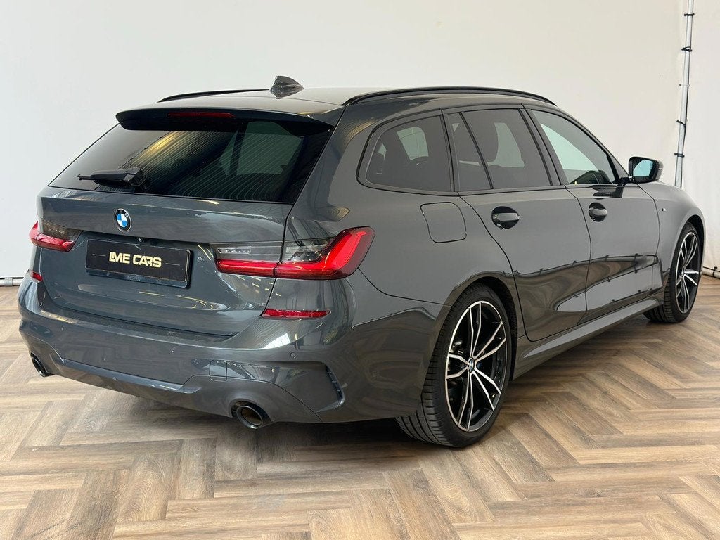 BMW 3-serie Touring 318i Business Edition|M-PAKKET|HUD|NAP|I, Auto's, BMW, Automaat, 1998 cc, Achterwielaandrijving, Gebruikt