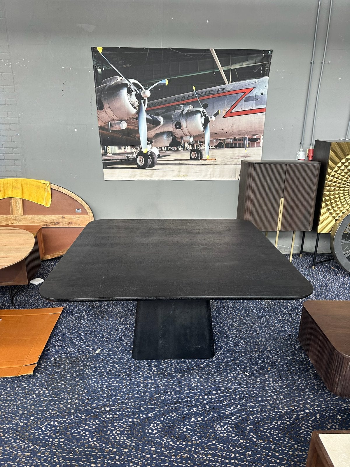 Eleonora Aron eettafel zwart 150x150, Ophalen of Verzenden, Zo goed als nieuw, Rechthoekig