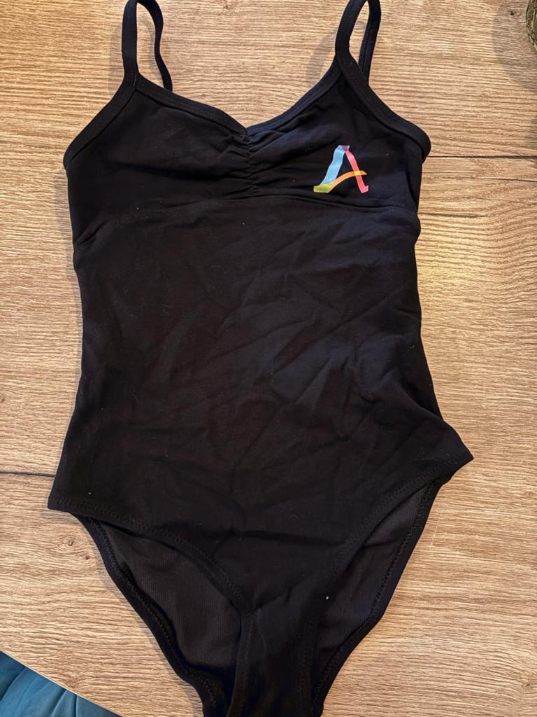 Partij balletpakjes diverse maten - 43 stuks, Sport en Fitness, Dansen, Ophalen of Verzenden, Nieuw, Kleding