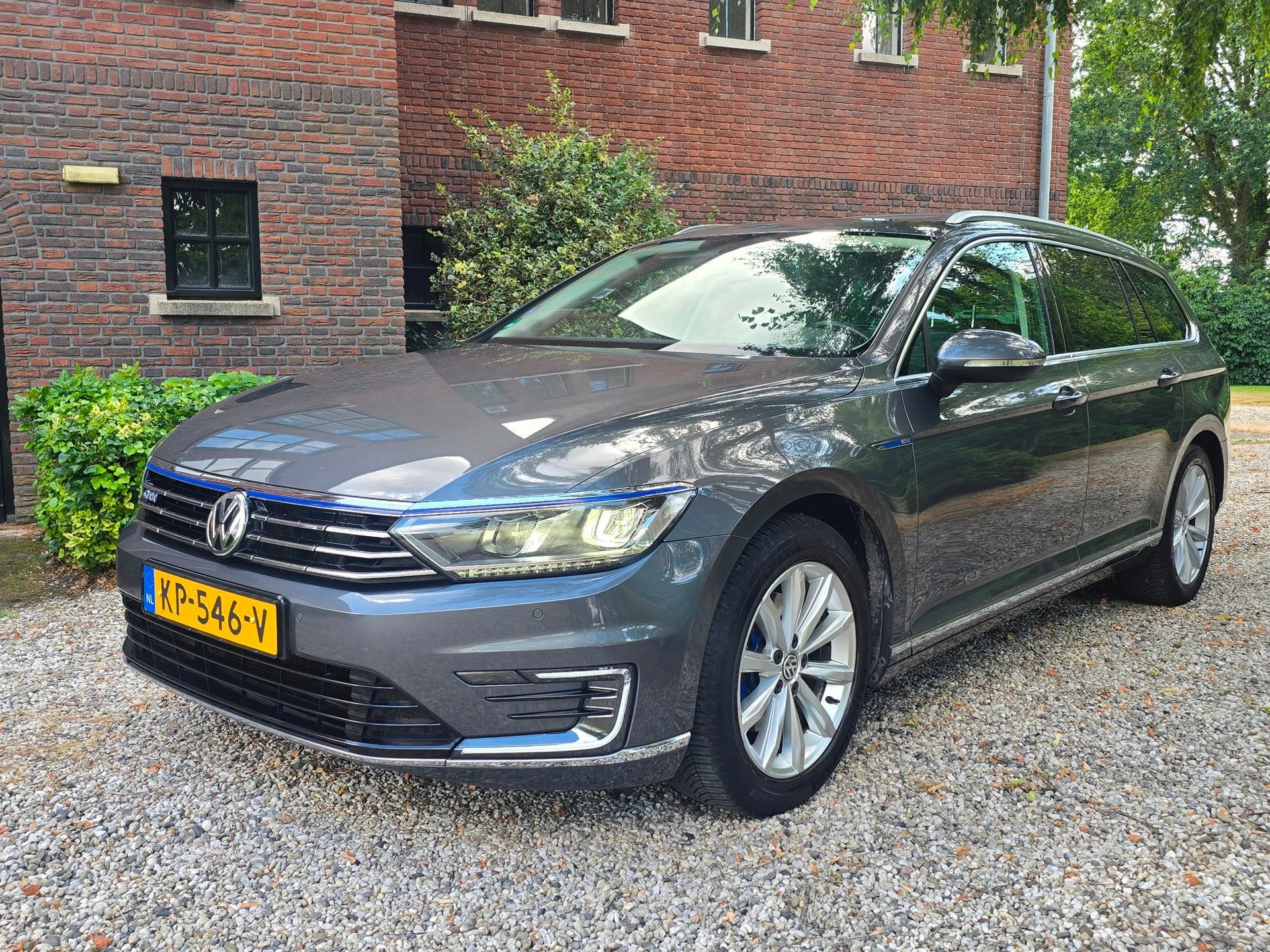 Volkswagen Passat Variant 1.4 TSI GTE Connected Series Plus, Gebruikt, Hybride Elektrisch/Benzine, 1600 kg, 93 €/maand