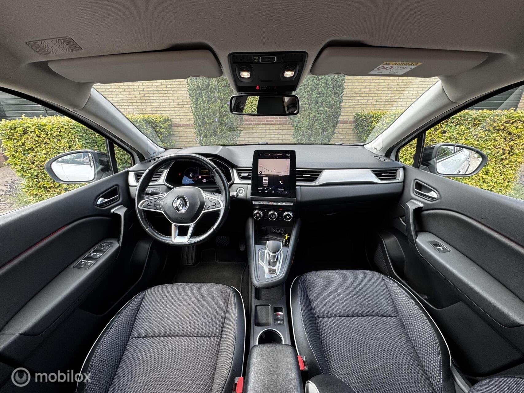 Renault Captur 1.6 E-Tech Plug-in Hybrid 160 Intens 360-Came, Auto's, Renault, 77 km/l, Gebruikt, 4 cilinders, Met garantie (alle)