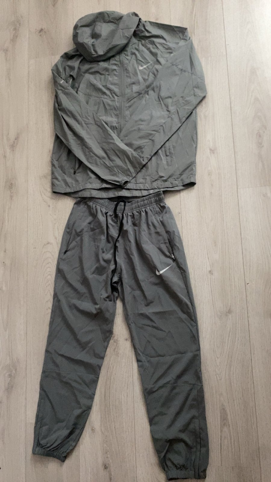 Nike Running Trainingspak - Maat M, Maat 48/50 (M), Ophalen of Verzenden, Zo goed als nieuw, Hardlopen of Fietsen