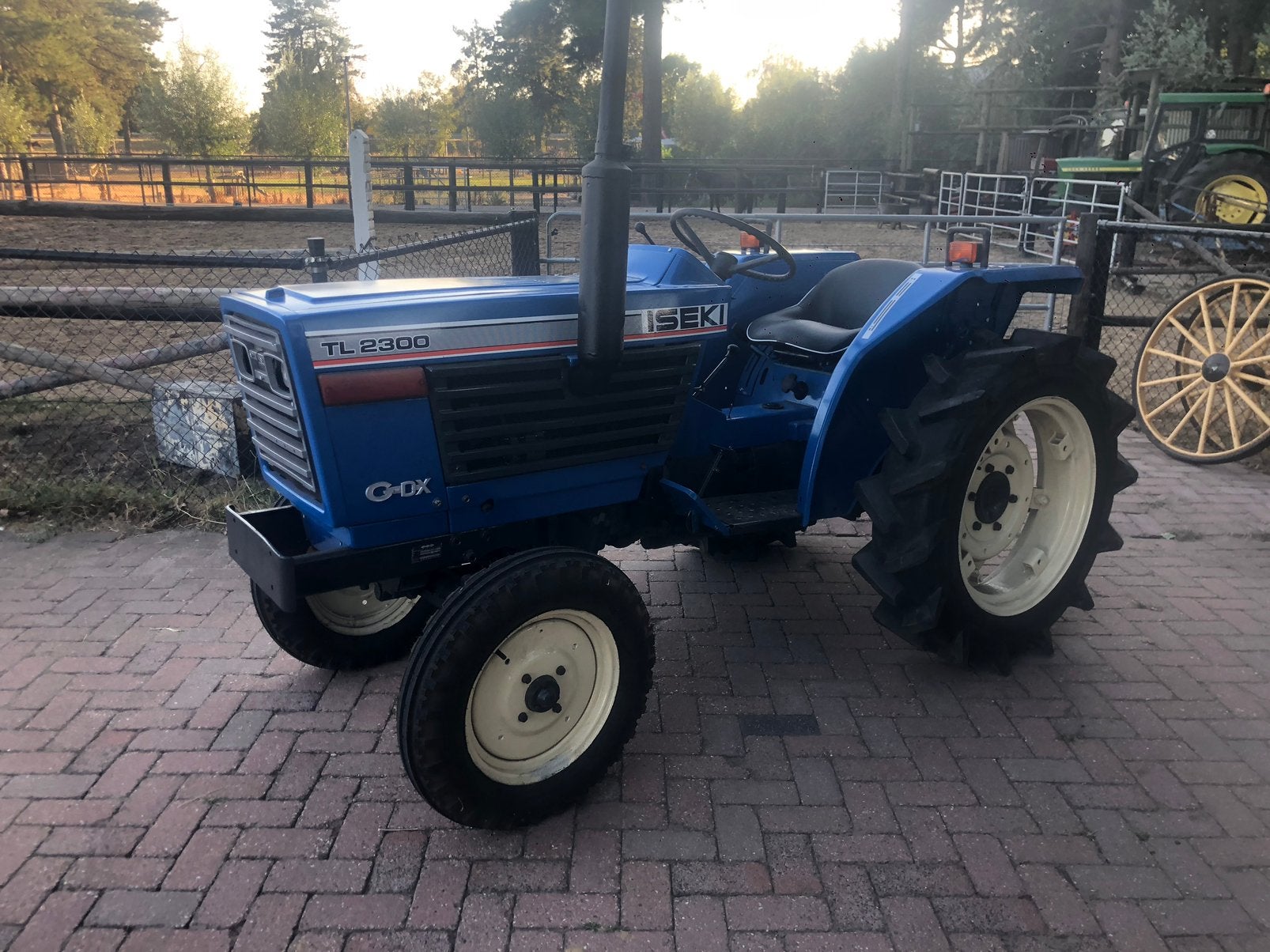 Iseki TL2300, Gebruikt, Tot 2500, Tot 80 Pk, Ophalen
