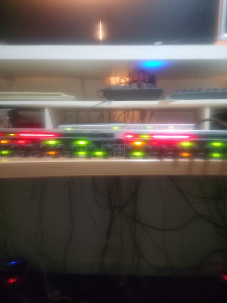 Behringer Autocom Pro-XL MDX1600 Compressor/Limiter, Muziek en Instrumenten, Effecten, Ophalen of Verzenden, Gebruikt, Compressor