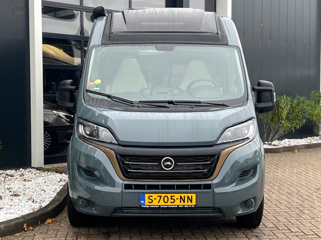 Laika Ecovip 600 automaat, busbiker, nieuwstaat, vol opties, Caravans en Kamperen, Automaat, Chemisch toilet, Buscamper of Camperbus
