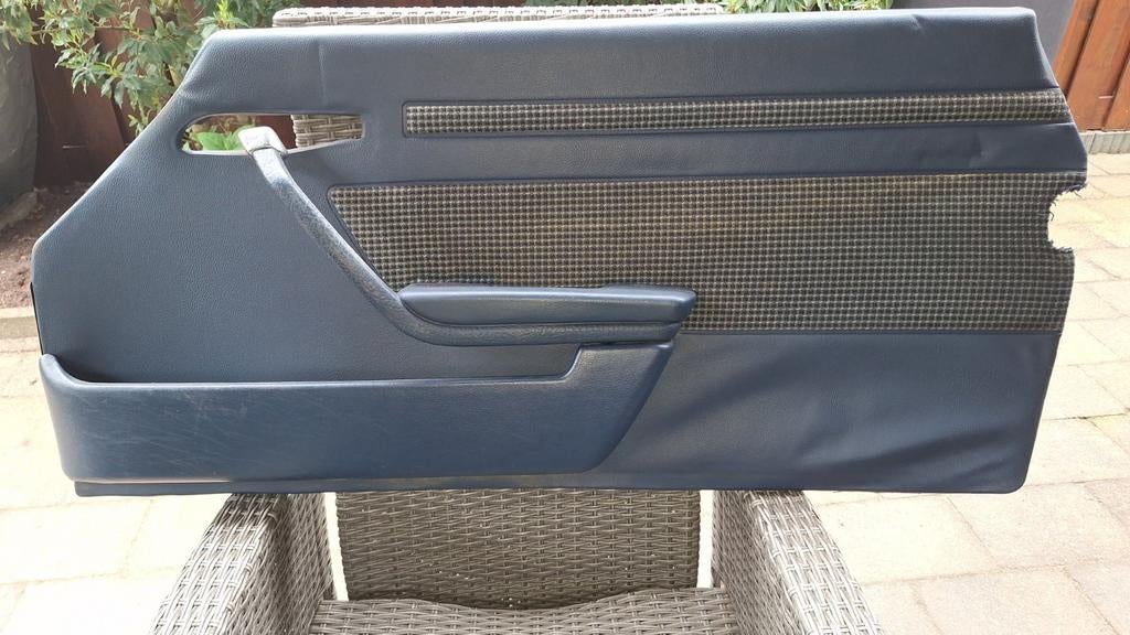 Deurpanelen Mercedes R107 donkerblauw, Auto-onderdelen, Ophalen