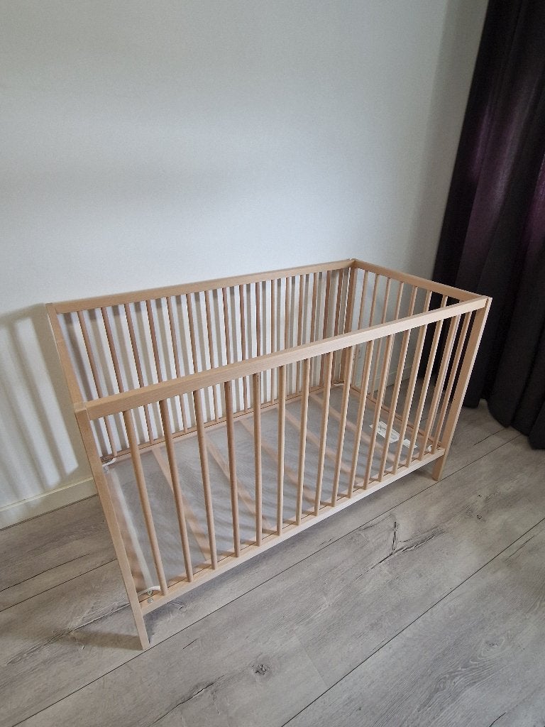 Babybedje  Sniglar , beuken, van Ikea 60x120 cm, Ophalen, Zo goed als nieuw, Ledikant