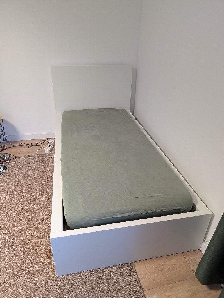 Ikea Malm bedframe met lattendbodem (incl. matras), Ophalen, Gebruikt, 90 cm, Eenpersoons