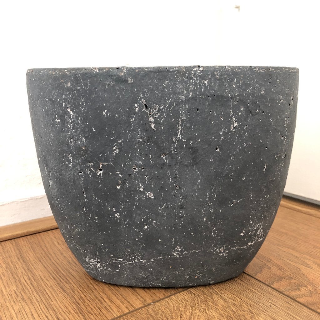 Leuke bloempot grijs, Tuin en Terras, Ophalen, Overige materialen, Gebruikt, Binnen