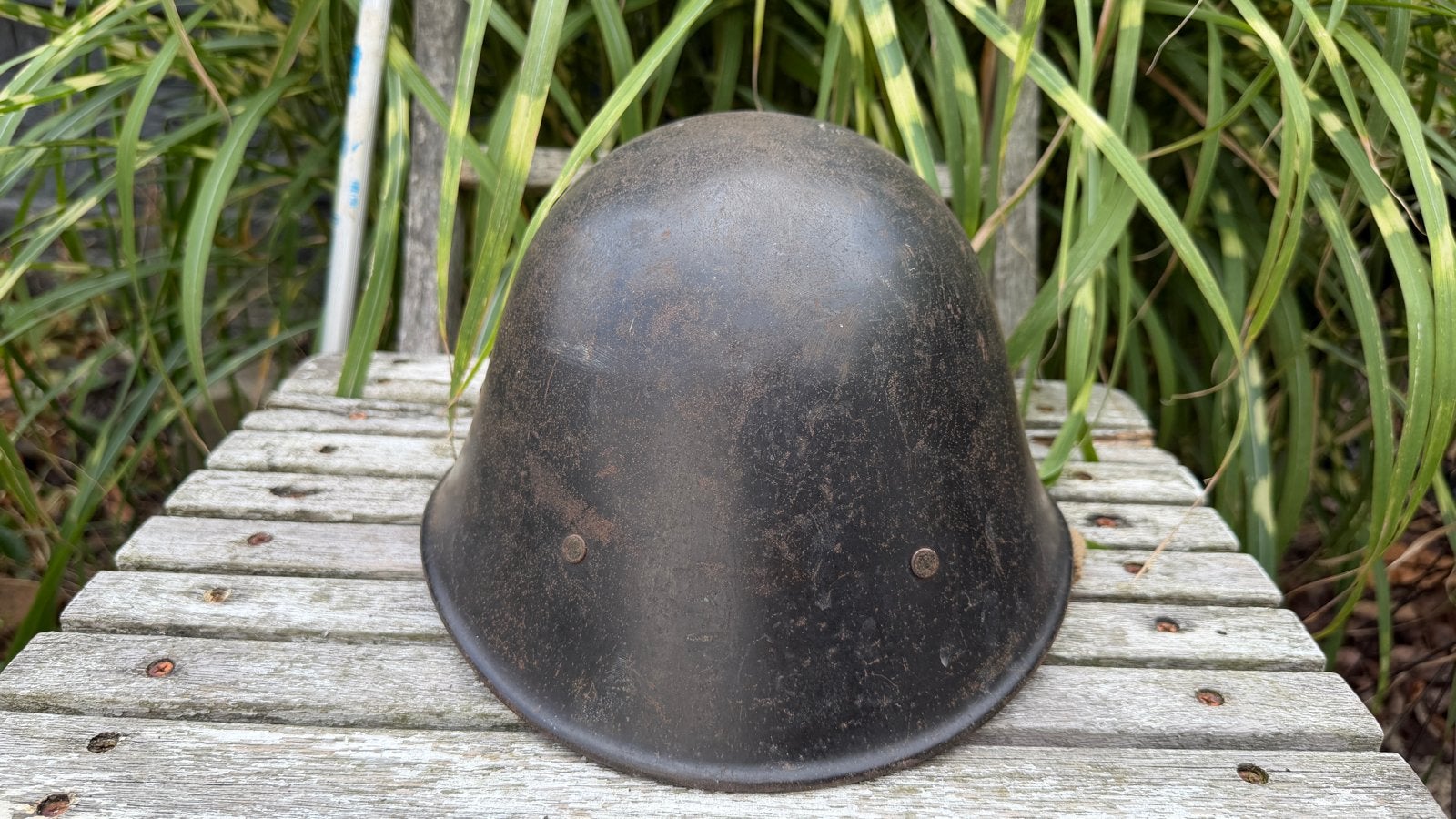 Originele NL M40C helm WW2  (LBD) - Compleet binnenwerk, Ophalen of Verzenden, Landmacht, Azië, Helm of Baret