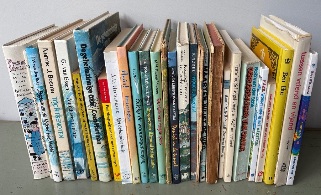 Kinderboeken oa Piet Meinema, Koning Treurder in Lachistan, Ophalen of Verzenden, Gelezen, Fictie algemeen