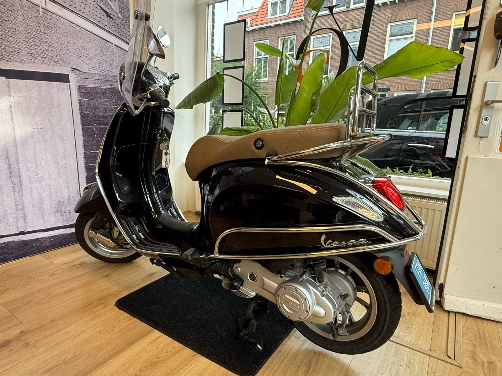 Vespa Piaggio Primavera, zwart - Zo goed als nieuw, Ophalen, Zo goed als nieuw, Benzine, Overige modellen