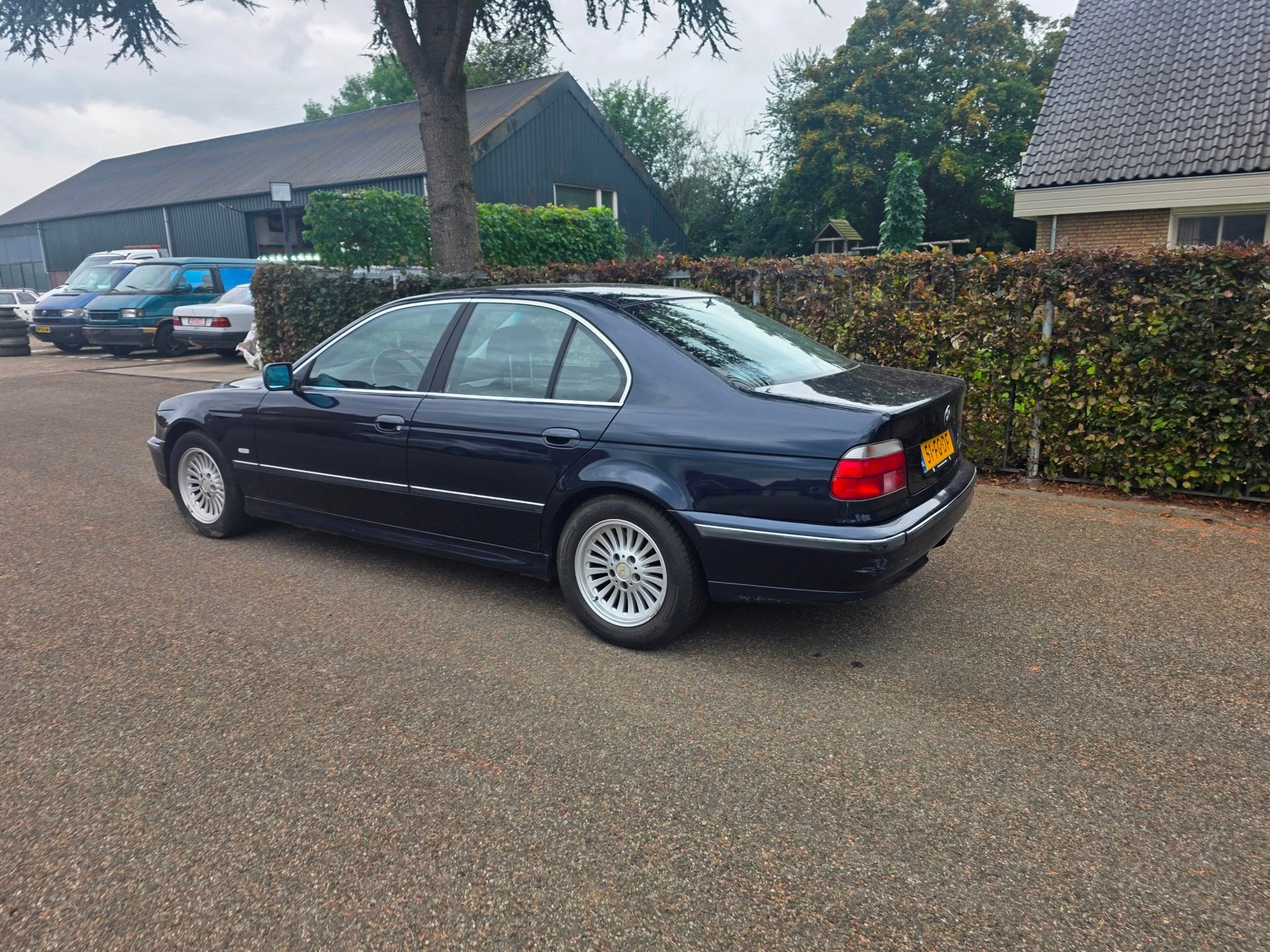 Foto 3 van BMW 5-serie 528i Executive