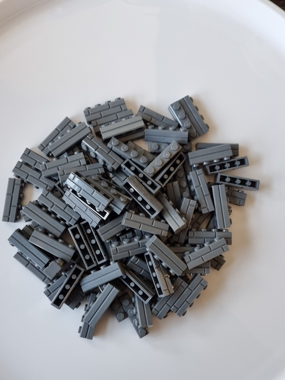 100 nieuwe lego 15533 metselstenen 1x4 donker grijs / dbg, Ophalen, Overige thema's, Lego, Nieuw