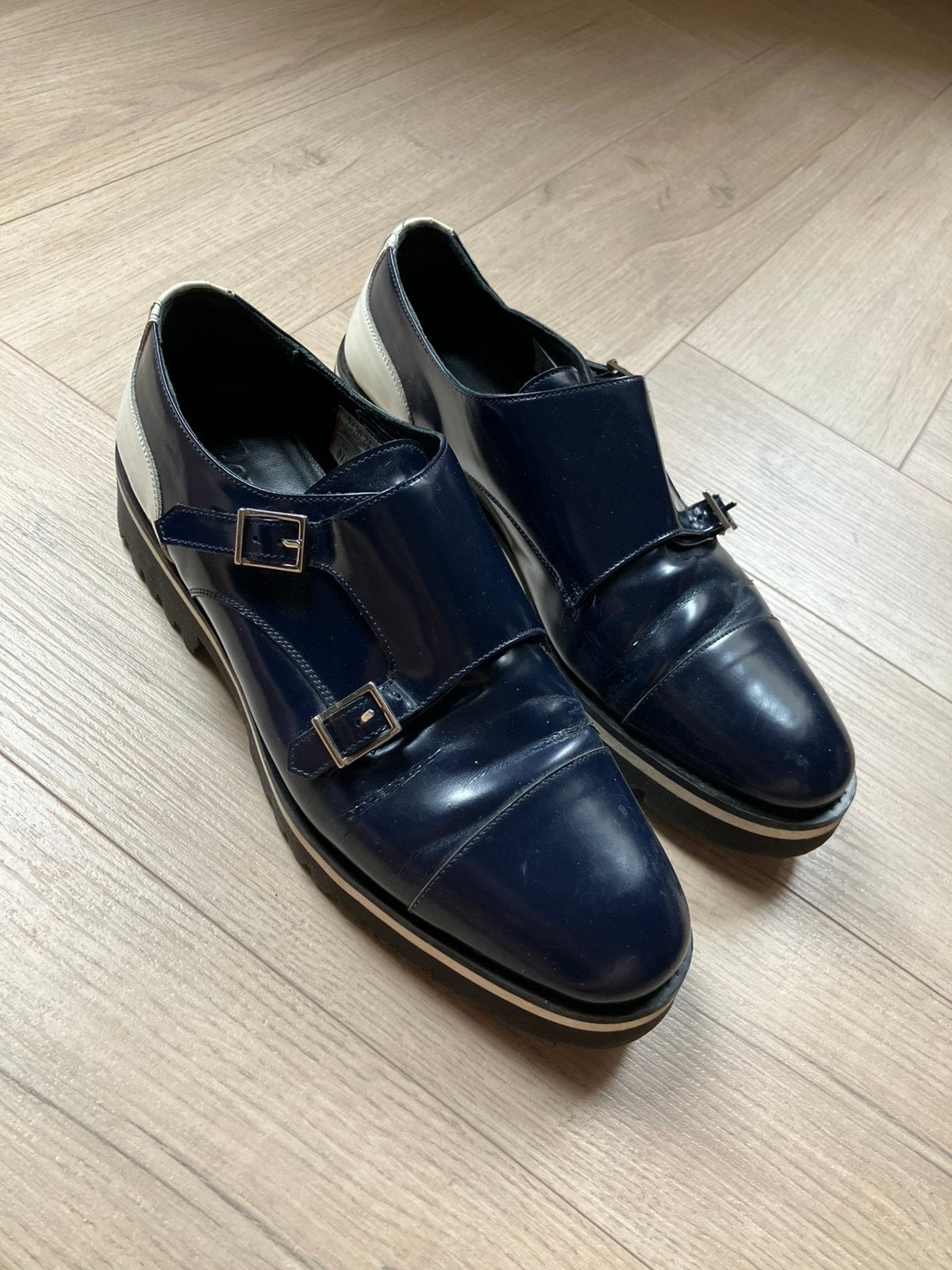Donkerblauwe nette gesp-schoenen van Pertini maat 38.5, Schoenen met lage hakken, Blauw, Ophalen of Verzenden, Zo goed als nieuw