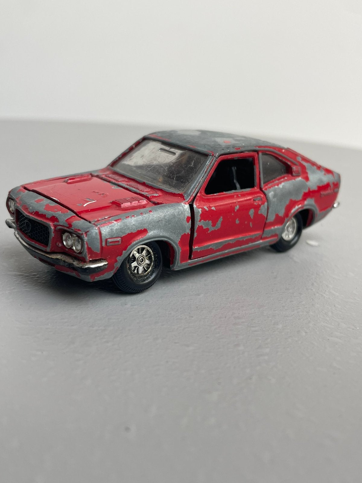 Mazda Savanna (zeldzaam schaalmodel) opknapper!, Hobby en Vrije tijd, Ophalen of Verzenden, Gebruikt, Auto, Overige merken